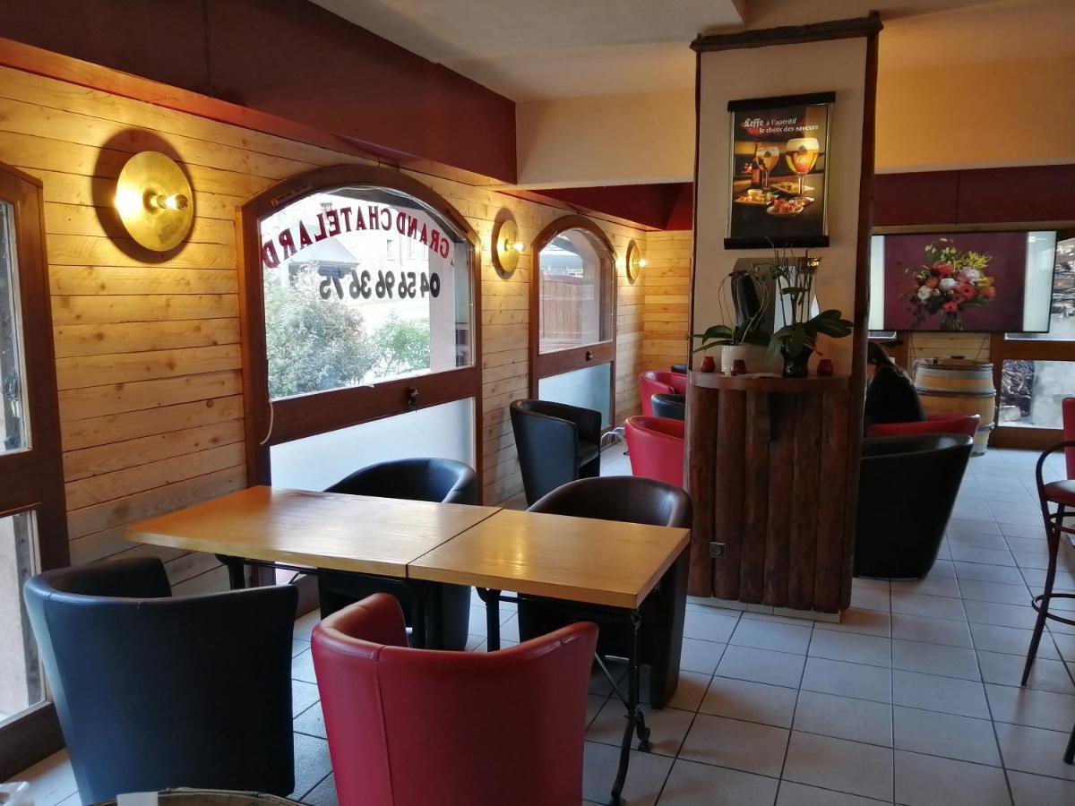 Le Grand Chatelard Hotel Bar Restaurant Sainte-Marie-de-Cuines Dış mekan fotoğraf