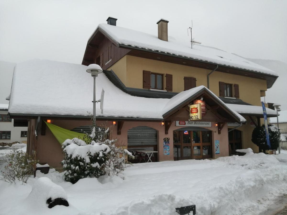 Le Grand Chatelard Hotel Bar Restaurant Sainte-Marie-de-Cuines Dış mekan fotoğraf