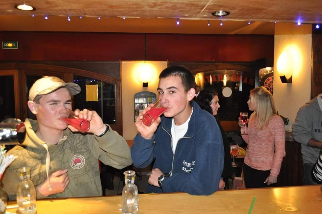 Le Grand Chatelard Hotel Bar Restaurant Sainte-Marie-de-Cuines Dış mekan fotoğraf